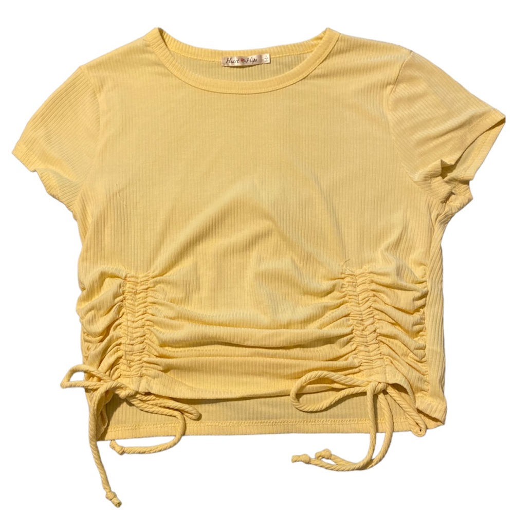 Heart Hips, Yellow crop top
